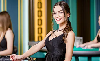 Chuyên viên hỗ trợ khách hàng fun888 win
